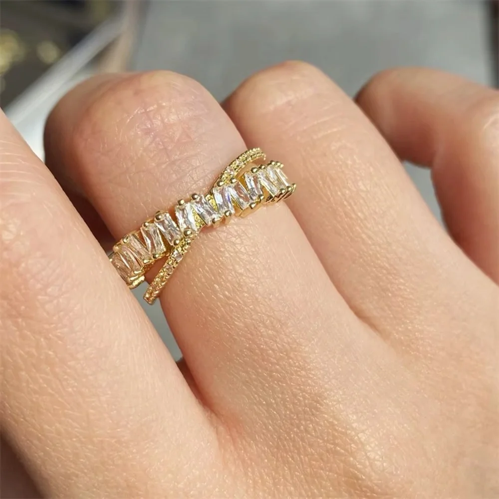 - 💄10k Gold Vermeil baguette CZ DiamondCrisscross band - Picture 8 of 17